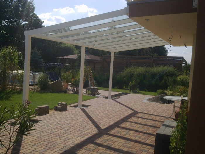 Pergola bílá RAL 9010 400 x 400 cm provedení DELUXE